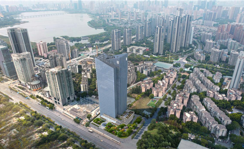 武漢首個！成都中建材碲化鎘發電玻璃助力湖北聯投總部大廈實現三星綠建標準